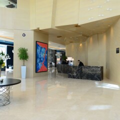 Отель Wyndham Grand Istanbul Levent интерьер отеля
