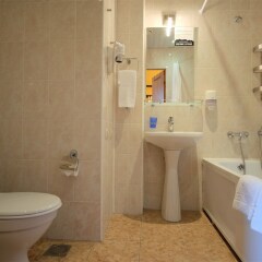 Гостиница Riders Lodge ванная фото 2