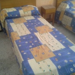 Отель Neptuno Hostal Испания, Льорет-де-Мар - отзывы, цены и фото номеров - забронировать отель Neptuno Hostal онлайн фото 2
