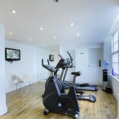 Отель The Park Grand London Paddington фитнесс-зал