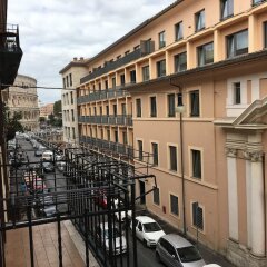 Отель Bb Colosseo Suites Рим балкон