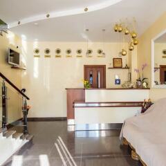 Light Hotel & Hub интерьер отеля