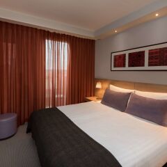 Adina Apartment Hotel Frankfurt Neue Oper комната для гостей фото 3