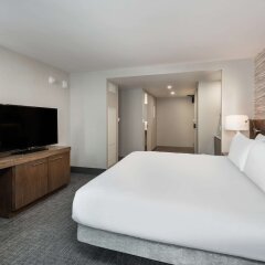 Отель National Hotel and Suites Ottawa, an Ascend Collection Hotel Канада, Оттава - отзывы, цены и фото номеров - забронировать отель National Hotel and Suites Ottawa, an Ascend Collection Hotel онлайн удобства в номере