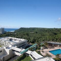 Oceanview Hotel & Residences пляж