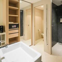 Отель Barcelo Hamburg Германия, Гамбург - 3 отзыва об отеле, цены и фото номеров - забронировать отель Barcelo Hamburg онлайн сейф в номере