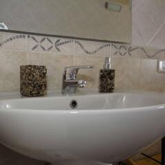 Отель B&B La Rosa Blu Бари ванная фото 2