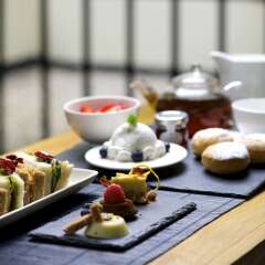 Отель La Suite West - Hyde Park фитнесс-зал фото 2