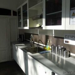 Отель Hostal Equity Point Lisboa Лиссабон в номере