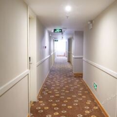 Отель Home Inn интерьер отеля