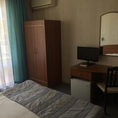 Отель Lazuren Briag Болгария, Бургас - отзывы, цены и фото номеров - забронировать отель Lazuren Briag онлайн удобства в номере фото 2