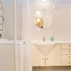 Отель Go Happy Home Apartment Mikonkatu 18 2 Финляндия, Хельсинки - отзывы, цены и фото номеров - забронировать отель Go Happy Home Apartment Mikonkatu 18 2 онлайн ванная