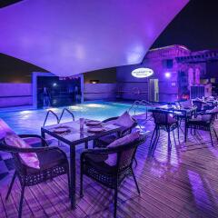 Mercure Gold Hotel Al Mina Road Dubai гостиничный бар
