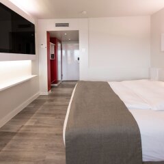 Отель DORMERO Hotel Hannover Германия, Ганновер - отзывы, цены и фото номеров - забронировать отель DORMERO Hotel Hannover онлайн комната для гостей фото 2