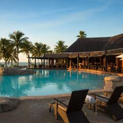 DoubleTree Resort by Hilton Hotel Fiji - Sonaisali Island бассейн фото 3