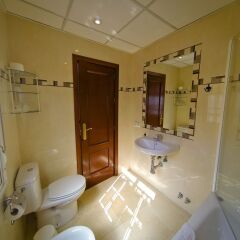 Отель Hostal La Muralla ванная