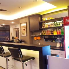 Отель T5 Suites @ Pattaya гостиничный бар