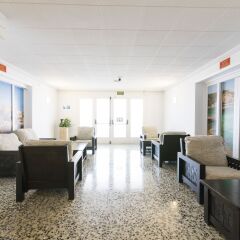 Отель azuLine Hotel S'Anfora & Fleming Испания, Сан-Антони-де-Портмань - отзывы, цены и фото номеров - забронировать отель azuLine Hotel S'Anfora & Fleming онлайн интерьер отеля фото 3