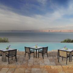 Отель Movenpick Resort & Spa Dead Sea бассейн фото 2