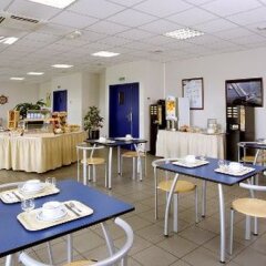 Отель Zenitude Hôtel-Résidences Toulouse Métropole Франция, Тулуза - отзывы, цены и фото номеров - забронировать отель Zenitude Hôtel-Résidences Toulouse Métropole онлайн питание фото 3
