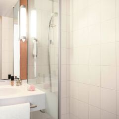 Отель ibis Paris Porte de Bagnolet ванная