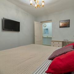 Гостиница RentalSPb with Private entrance в Санкт-Петербурге отзывы, цены и фото номеров - забронировать гостиницу RentalSPb with Private entrance онлайн Санкт-Петербург комната для гостей фото 5