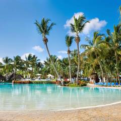 Catalonia Grand Dominicus Hotel бассейн