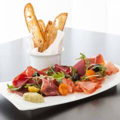 AC Hotel Paris Le Bourget Airport by Marriott питание фото 3