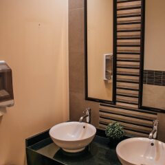 Отель Best Western Cumbres Inn Cd. Cuauhtémoc ванная