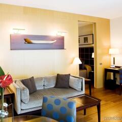 Отель Eurostars Grand Marina Испания, Барселона - 3 отзыва об отеле, цены и фото номеров - забронировать отель Eurostars Grand Marina онлайн комната для гостей