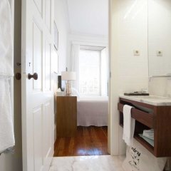 Casa Do Cativo in Porto, Portugal from 228$, photos, reviews - zenhotels.com bathroom