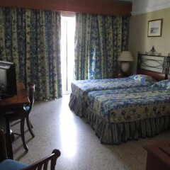 Отель Topaz Hotel Мальта, Буджибба - 3 отзыва об отеле, цены и фото номеров - забронировать отель Topaz Hotel онлайн сейф в номере