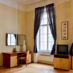 Отель Karma Boutique Apartments Венгрия, Будапешт - отзывы, цены и фото номеров - забронировать отель Karma Boutique Apartments онлайн удобства в номере фото 2