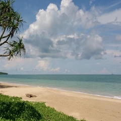 Отель Tamarind Twin Resort Ланта пляж