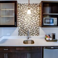 Cambria Hotel White Plains - Downtown в номере