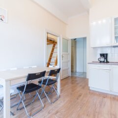 Апартаменты Opletalova Apartment on Wenceslas Square Прага в номере