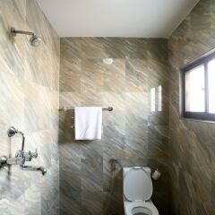 Отель Alpine Hotel & Apartment Непал, Катманду - отзывы, цены и фото номеров - забронировать отель Alpine Hotel & Apartment онлайн ванная фото 2