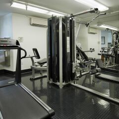Ramada Plaza Hotel & Suites - West Hollywood фитнесс-зал фото 4