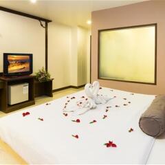 ?Baya Phuket Hotel 3* Стандартный номер с различными типами кроватей