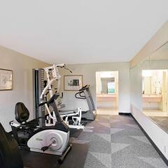 Отель Americas Best Value Inn Fort Worth/Hurst фитнесс-зал