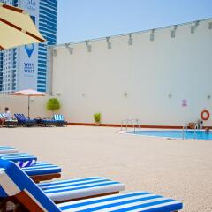 Cassells Al Barsha Hotel by IGH бассейн фото 2