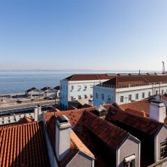 Отель Hello Lisbon Santa Apolonia Apartments Португалия, Лиссабон - 2 отзыва об отеле, цены и фото номеров - забронировать отель Hello Lisbon Santa Apolonia Apartments онлайн балкон