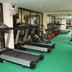 Апартаменты Phuket Center Apartment фитнесс-зал