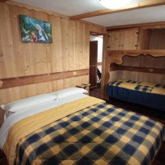 Отель Chambres D'hotes Les Fleurs Грессан детские мероприятия