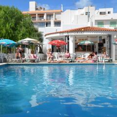 azuLine Hotel Llevant бассейн