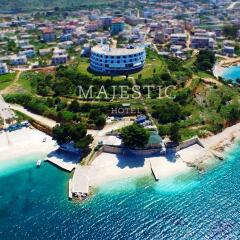 Отель Majestic Албания, Ксамил - отзывы, цены и фото номеров - забронировать отель Majestic онлайн бассейн