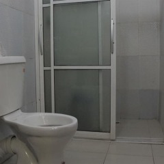 Отель Keves Inn and Suites Нигерия, Калабар - отзывы, цены и фото номеров - забронировать отель Keves Inn and Suites онлайн ванная фото 2