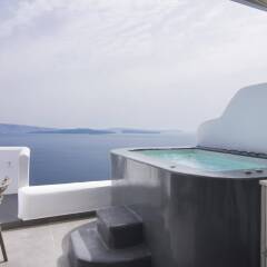 Отель Santorini Secret Suites & Spa балкон