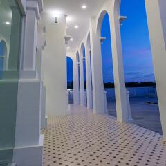 Отель B2 Hua Hin Premier Resort сауна