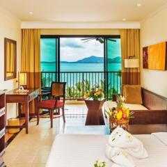 Отель Panwa Boutique Beach Resort 4* Улучшенный номер с различными типами кроватей фото 2